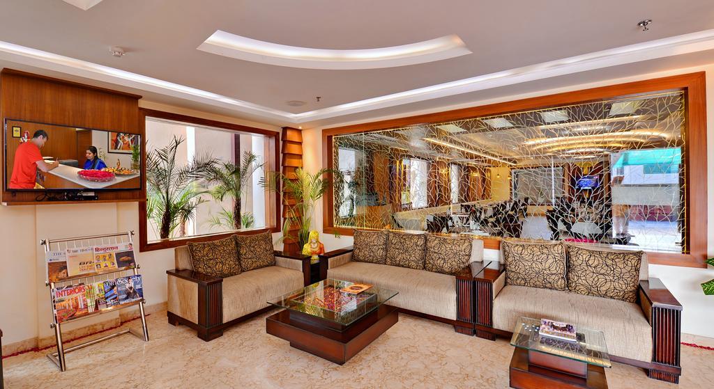 Hotel Seven Hills Tower Agra  Eksteriør bilde