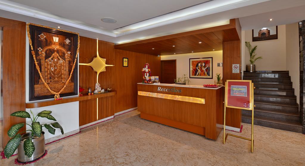 Hotel Seven Hills Tower Agra  Eksteriør bilde