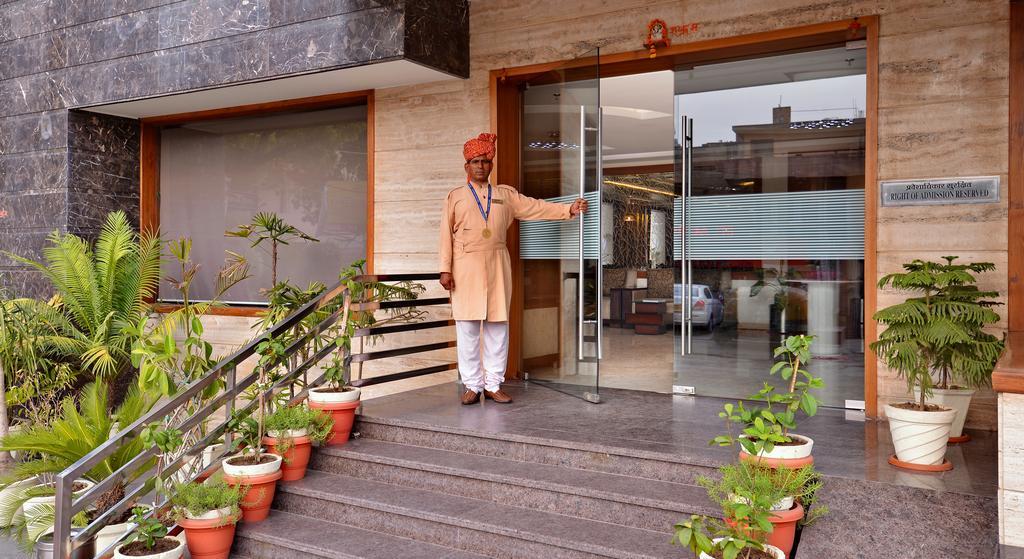 Hotel Seven Hills Tower Agra  Eksteriør bilde