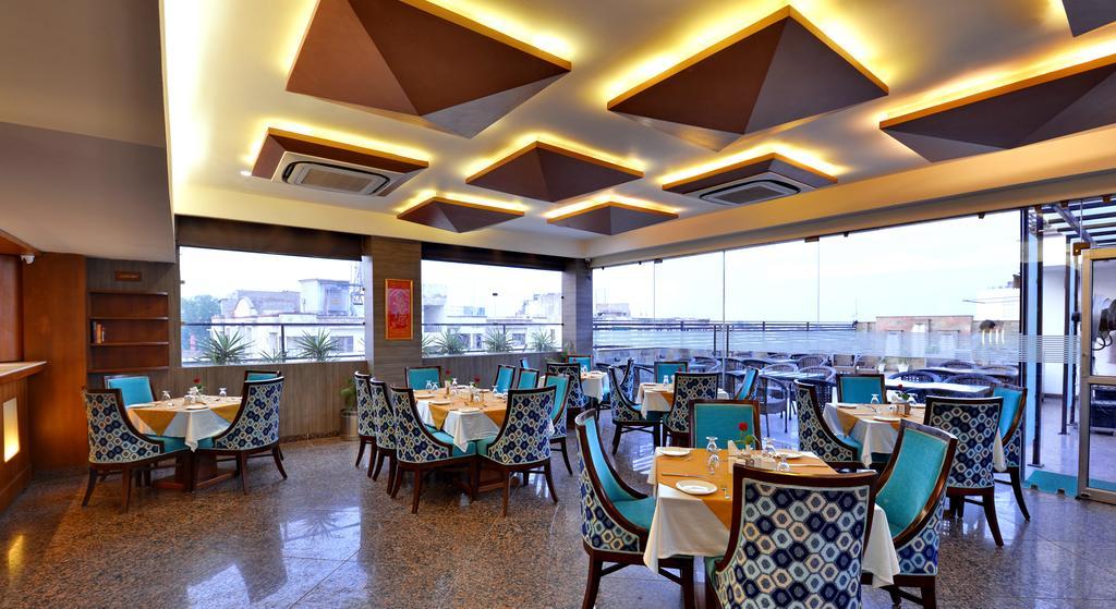 Hotel Seven Hills Tower Agra  Eksteriør bilde
